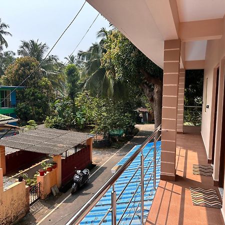 James Guesthouse 波戈马洛 外观 照片