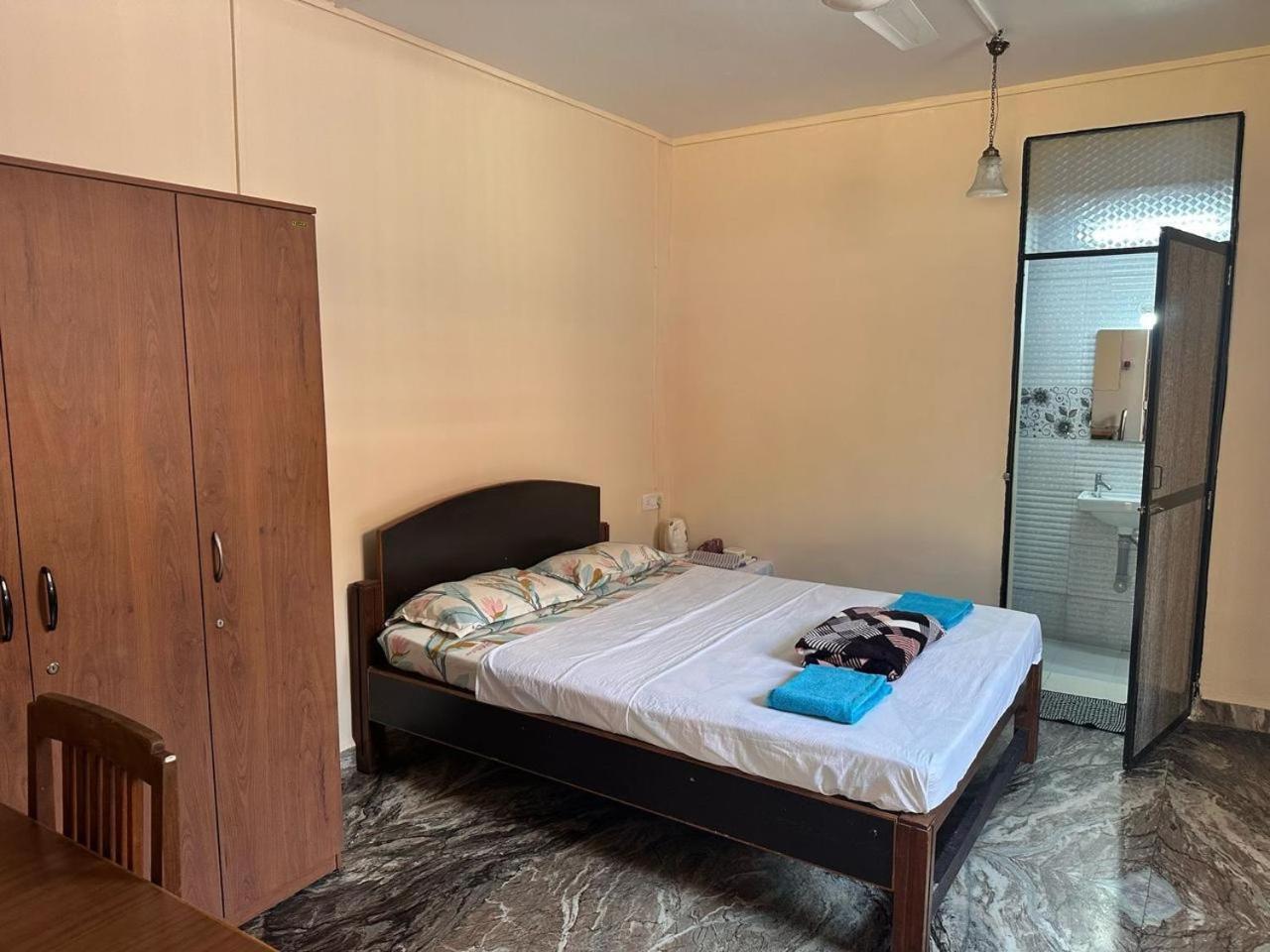 James Guesthouse 波戈马洛 外观 照片